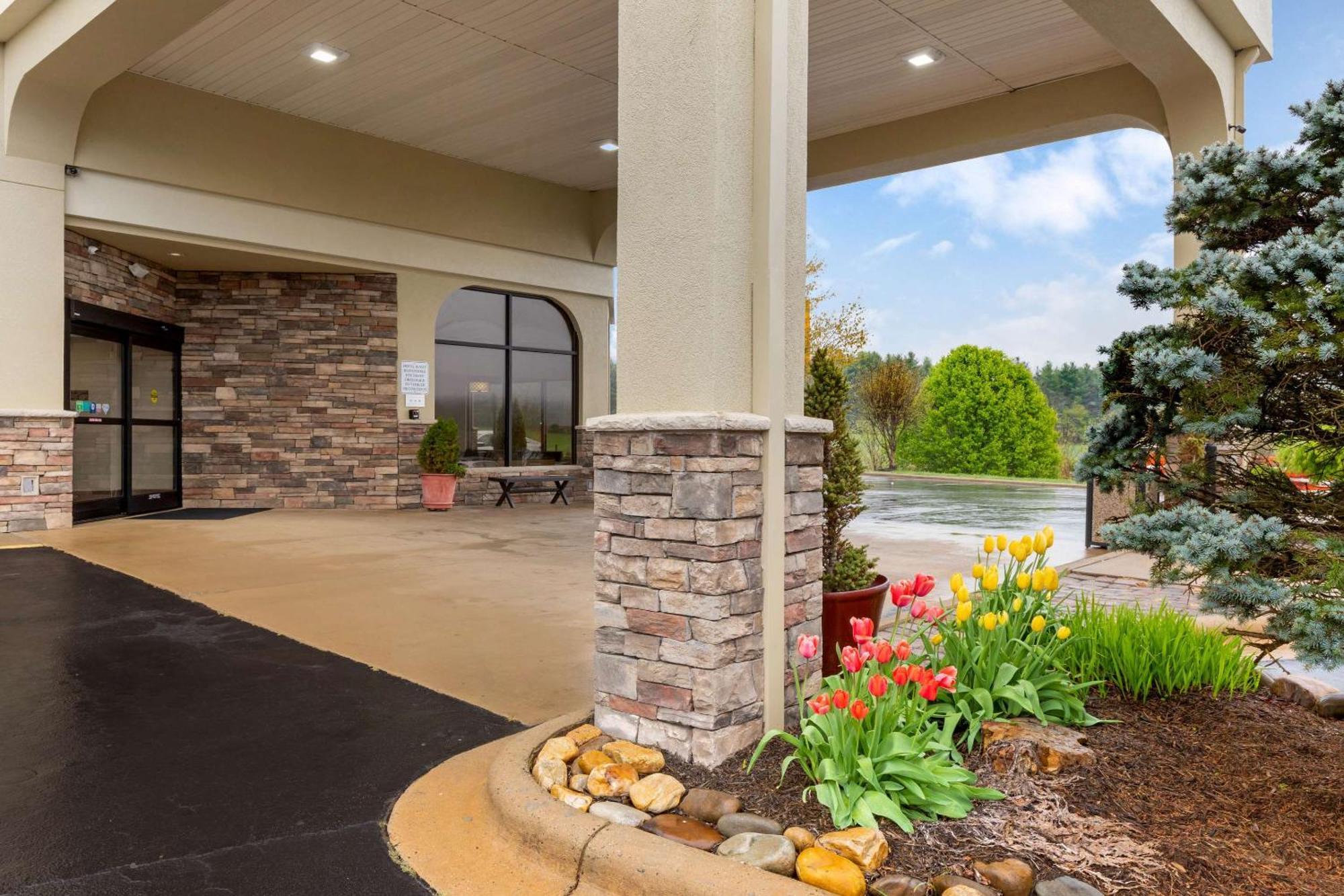 Comfort Inn North Of Asheville Mars Hill Exterior foto