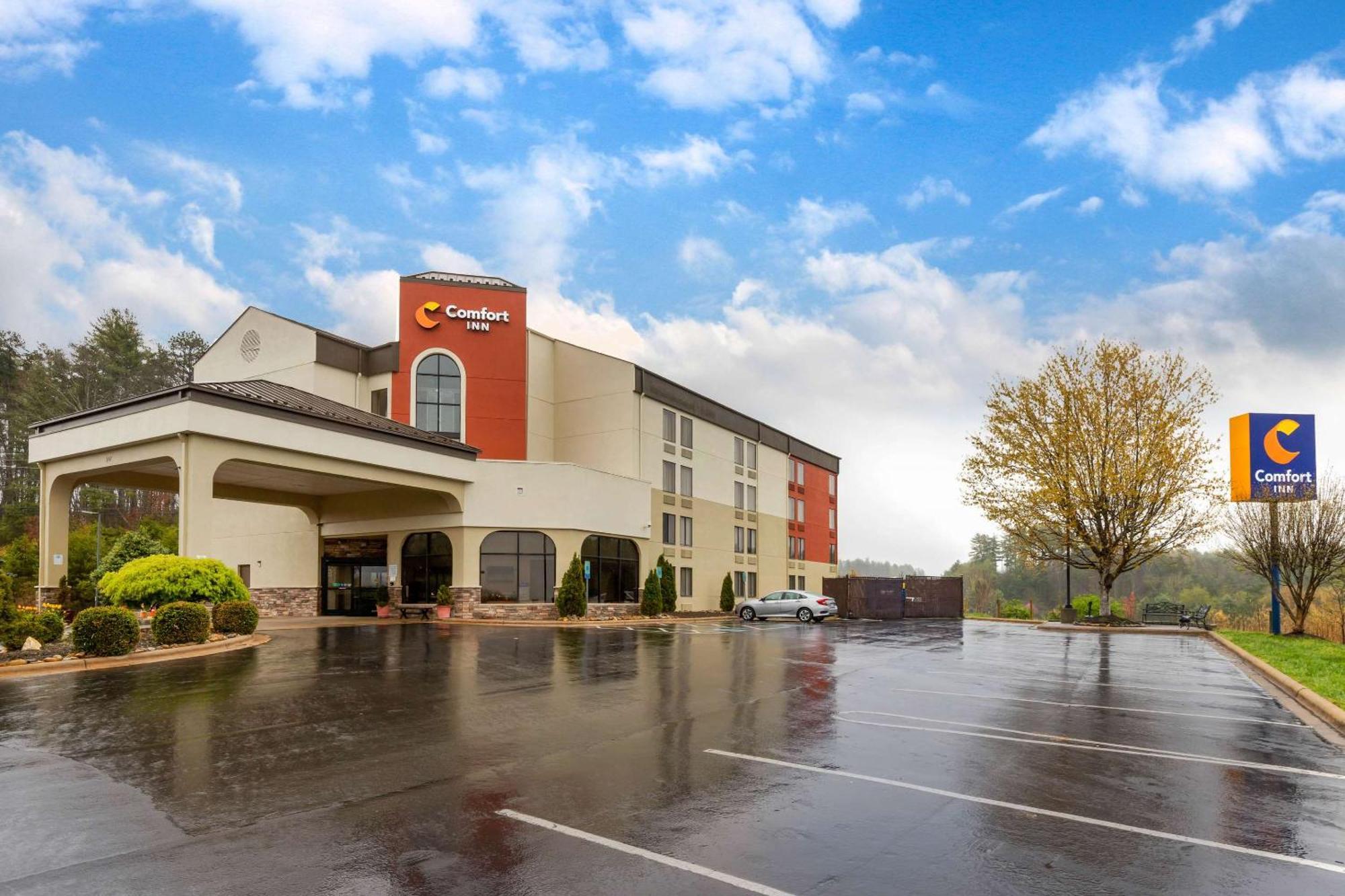 Comfort Inn North Of Asheville Mars Hill Exterior foto